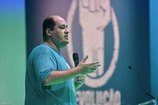 A Germed reúne sua equipe para afiar o machado, em sua Convenção intitulada de "Revolução Germed". A Germed reúne sua equipe para afiar o machado, em sua Convenção intitulada de "Revolução Germed".