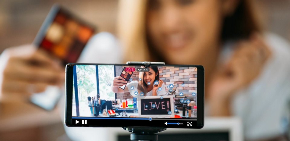 YouTube Live: como fazer uma transmissão ao vivo e divulgar sua empresa YouTube Live: como fazer uma transmissão ao vivo e divulgar sua empresa
